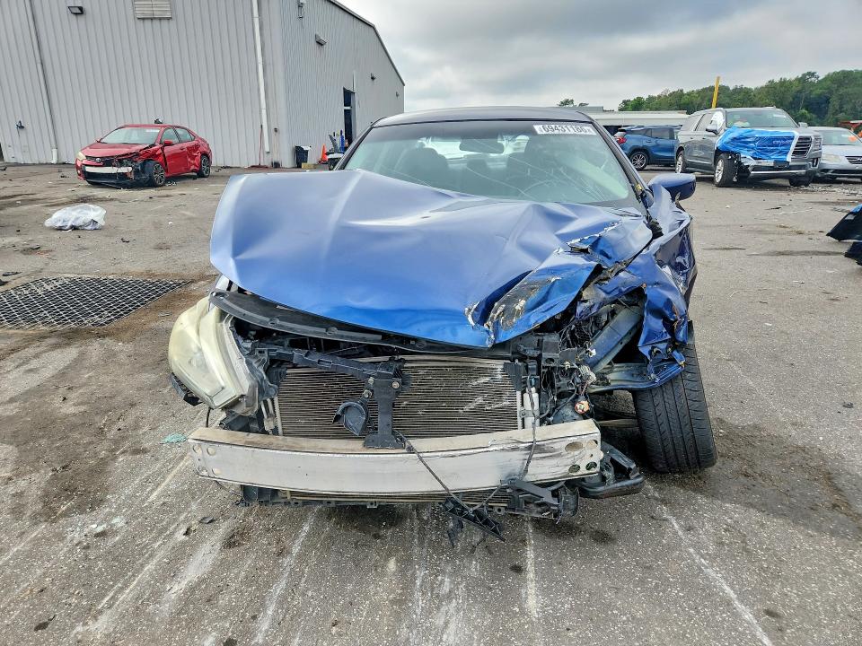 Продажа на аукционе авто 2017 Nissan Altima, vin: 1N4AL3AP1HC273909, номер лота: 69431186