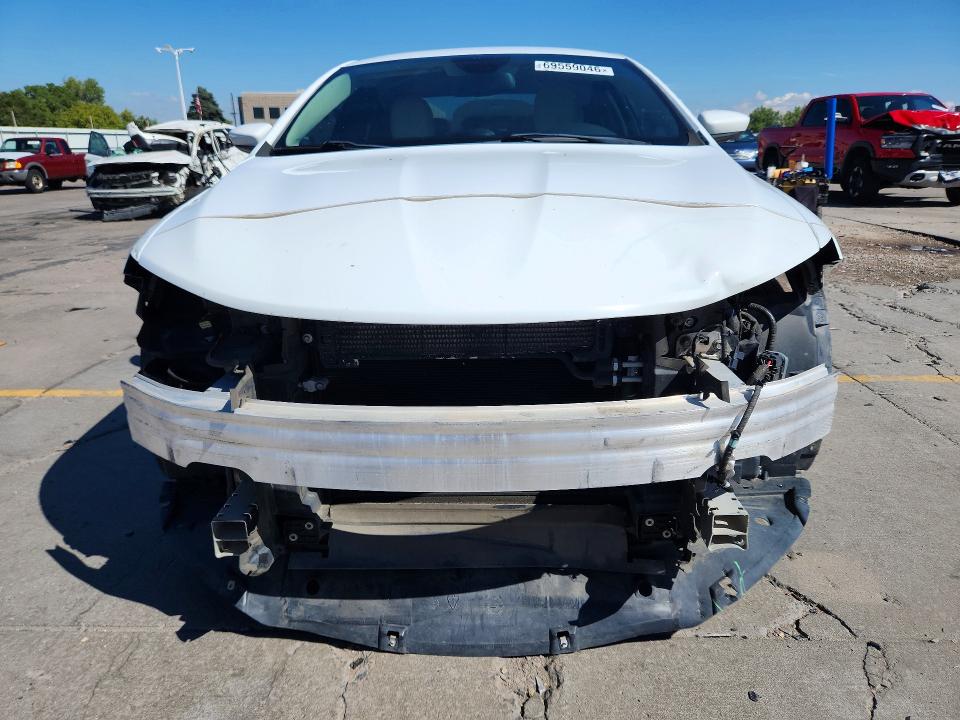 Продаж на аукціоні авто 2015 Chrysler 200, vin: 1C3CCCAB3FN535426, номер лоту: 69559046