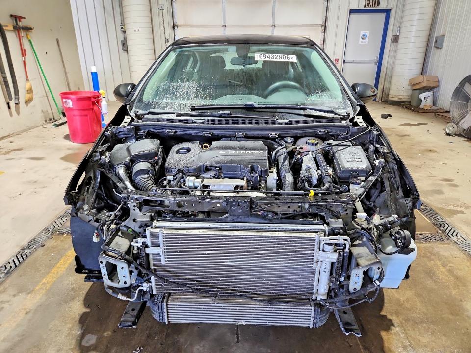 2017 Chevrolet Cruze მანქანა იყიდება აუქციონზე, vin: 3G1BE6SM1HS577078, აუქციონის ნომერი: 69432906