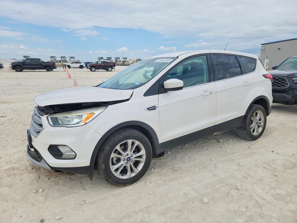 66849106 :رقم المزاد ، 1FMCU0GD2KUA18145 vin ، 2019 Ford Escape مزاد بيع