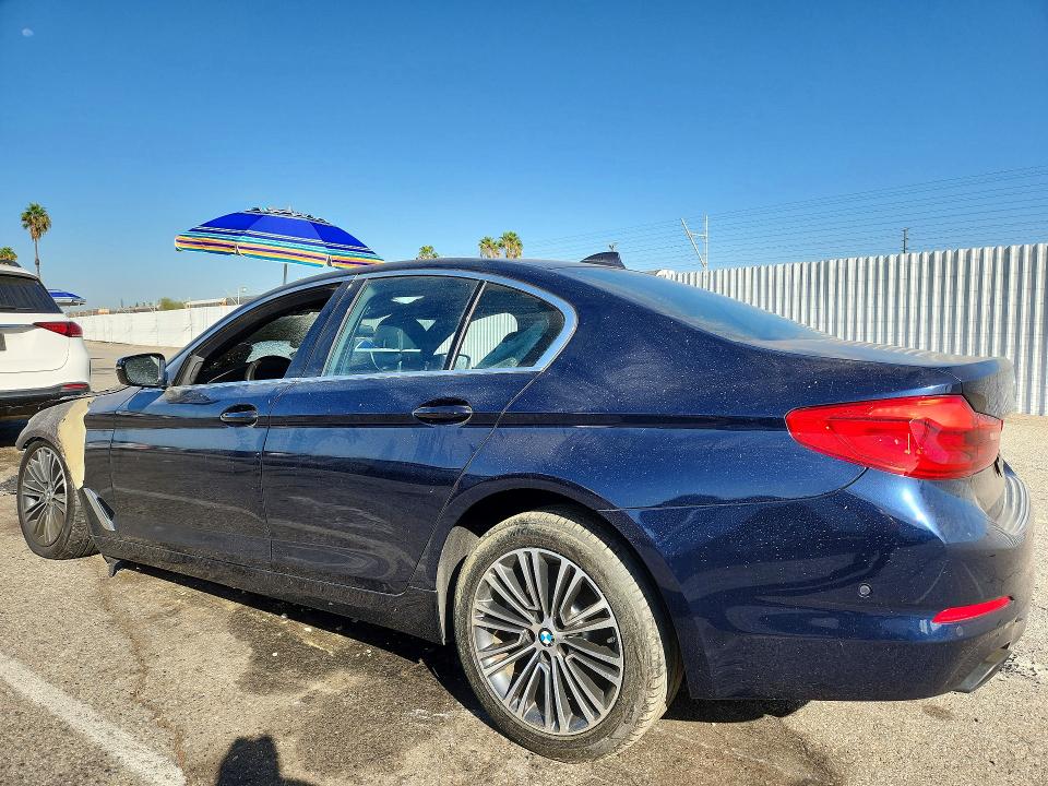 2019 Bmw 540 მანქანა იყიდება აუქციონზე, vin: WBAJE5C53KWW01233, აუქციონის ნომერი: 70300996