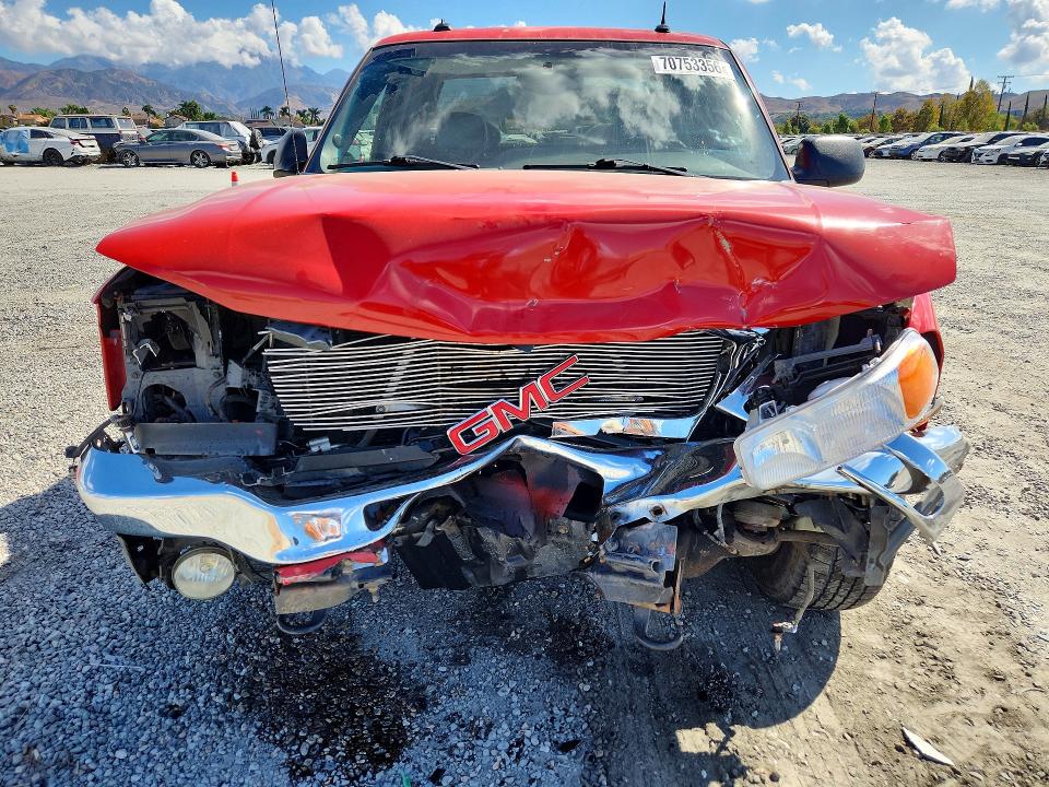 2003 Gmc New Sierra მანქანა იყიდება აუქციონზე, vin: 2GTEC19T331319594, აუქციონის ნომერი: 70753356