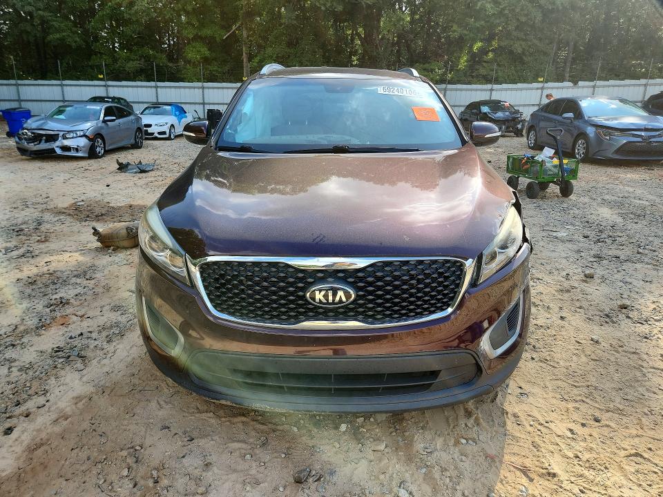 69240106 :رقم المزاد ، 5XYPG4A37GG063627 vin ، 2016 Kia Sorento مزاد بيع