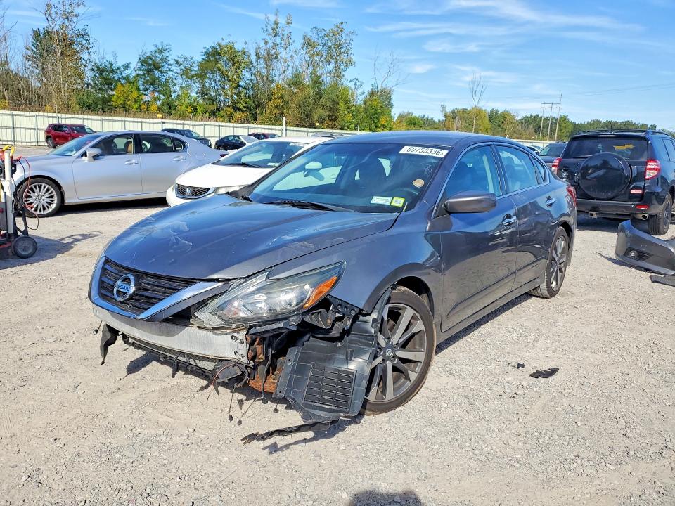 2017 Nissan Altima მანქანა იყიდება აუქციონზე, vin: 1N4AL3AP3HC282482, აუქციონის ნომერი: 69755336