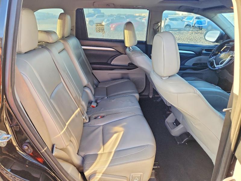 Продаж на аукціоні авто 2018 Toyota Highlander, vin: 5TDKZRFH6JS546929, номер лоту: 68252556