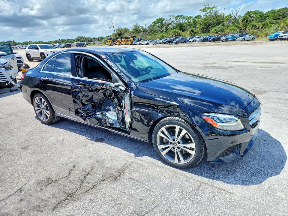 2019 Mercedes-benz C მანქანა იყიდება აუქციონზე, vin: 55SWF8DB7KU284359, აუქციონის ნომერი: 70716116