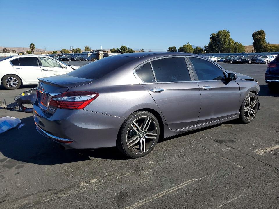Aukcja sprzedaży 2017 Honda Accord, vin: 1HGCR2F10HA182191, numer aukcji: 71223616