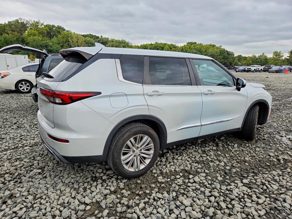 Продажа на аукционе авто 2022 Mitsubishi Outlander, vin: JA4J4TA83NZ048345, номер лота: 69970456