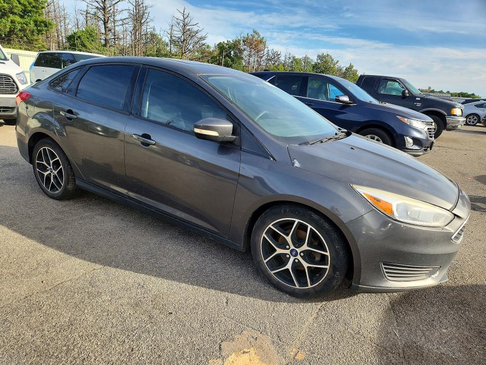 Продажа на аукционе авто 2017 Ford Focus, vin: 1FADP3E21HL261940, номер лота: 70372456