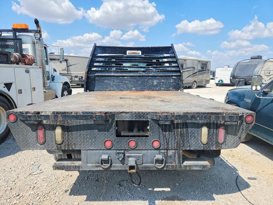 68039816 :رقم المزاد ، 1FD0W4HTXBEA65461 vin ، 2011 Ford F450 مزاد بيع