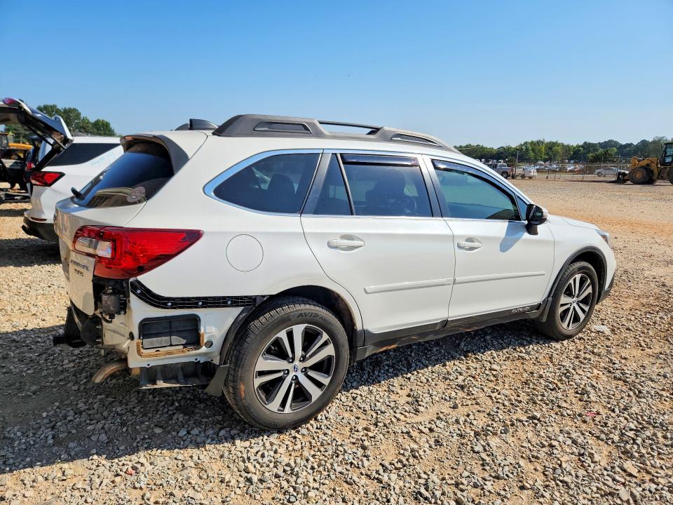 68770726 :رقم المزاد ، 4S4BSENC4J3379793 vin ، 2018 Subaru Outback مزاد بيع