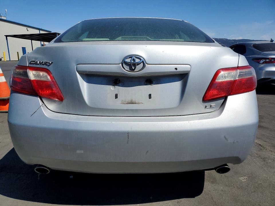 69975016 :رقم المزاد ، 4T1BK46K47U017871 vin ، 2007 Toyota Camry مزاد بيع