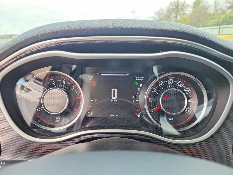 67894186 :رقم المزاد ، 2C3CDZBT2FH913851 vin ، 2015 Dodge Challenger مزاد بيع
