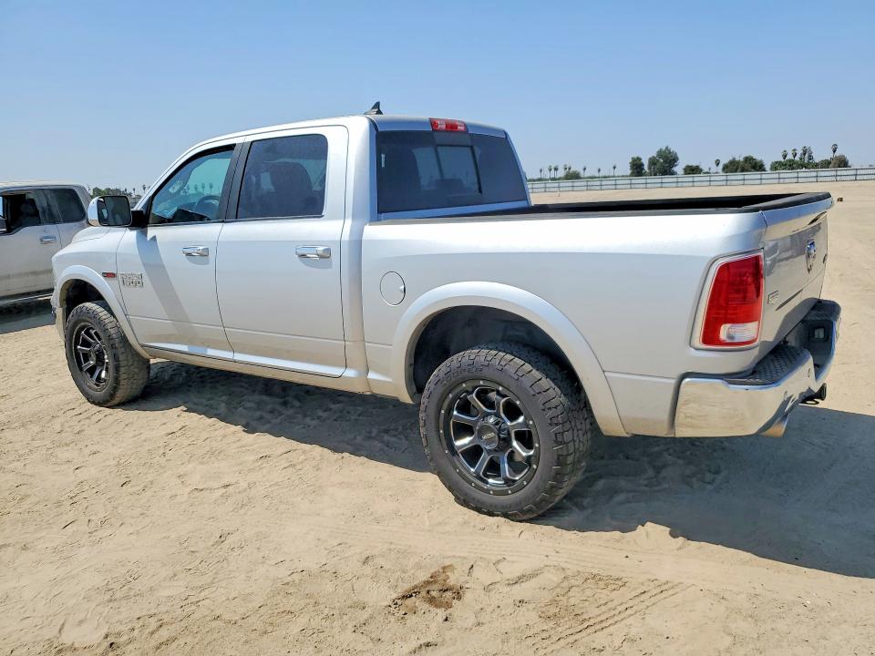67285426 :رقم المزاد ، 1C6RR7NM3HS882645 vin ، 2017 Ram 1500 مزاد بيع