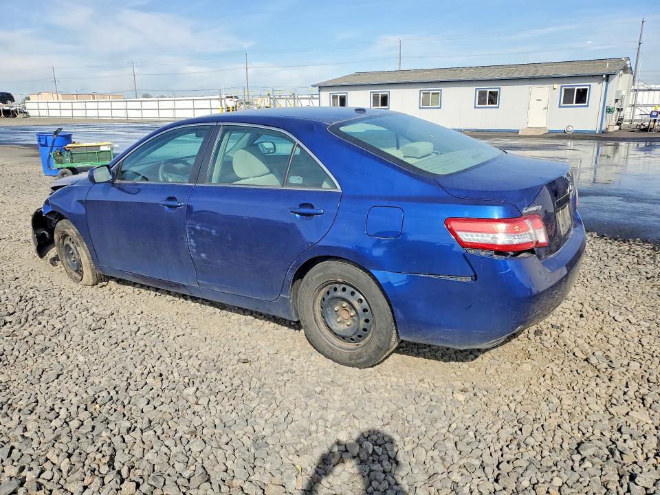2010 Toyota Camry მანქანა იყიდება აუქციონზე, vin: 4T1BF3EK4AU565568, აუქციონის ნომერი: 70510236