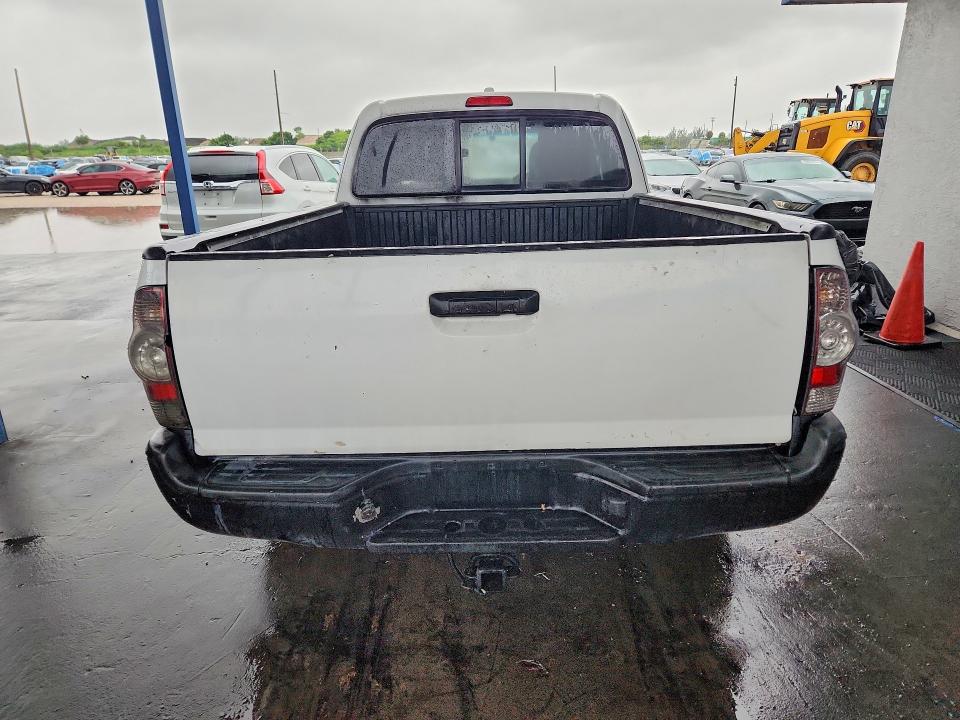 69710986 :رقم المزاد ، 5TFTX4CN8FX056954 vin ، 2015 Toyota Tacoma مزاد بيع