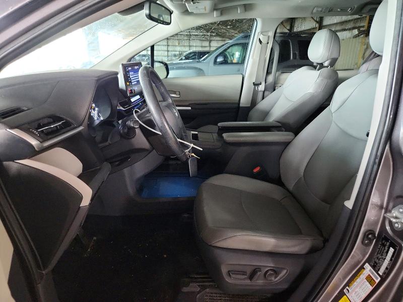 Auction sale of the 2021 Toyota Sienna, vin: 5TDYRKEC4MS062575, lot number: 70893646