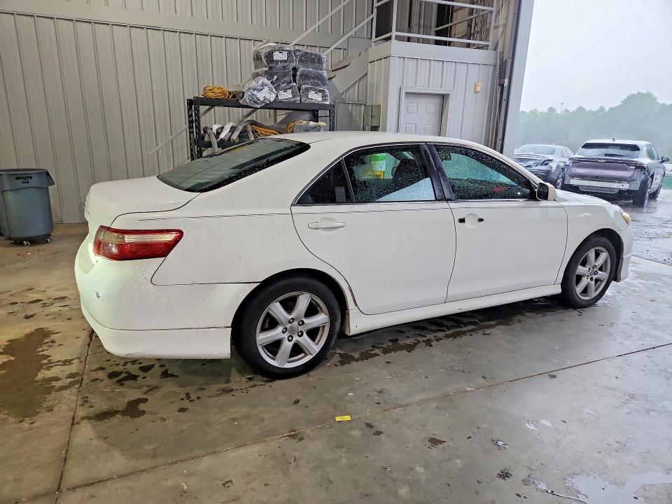 70174326 :رقم المزاد ، 4T1BE46K27U727200 vin ، 2007 Toyota Camry مزاد بيع