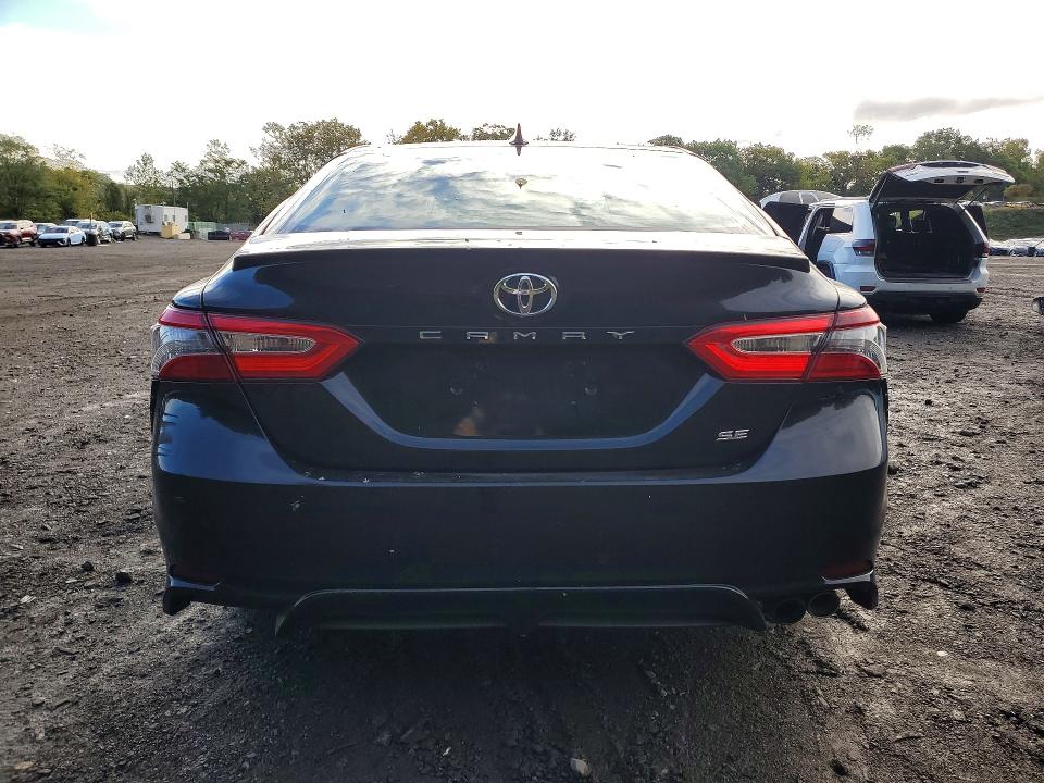 69927576 :رقم المزاد ، 4T1G11AK7LU336254 vin ، 2020 Toyota Camry مزاد بيع