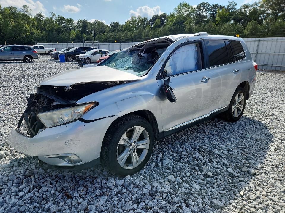 Aukcja sprzedaży 2013 Toyota Highlander, vin: 5TDYK3EH8DS117096, numer aukcji: 69858566