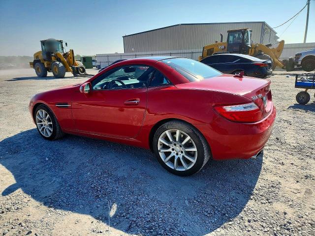 2016 Mercedes-benz Slk მანქანა იყიდება აუქციონზე, vin: WDDPK3JA7GF115564, აუქციონის ნომერი: 67078606