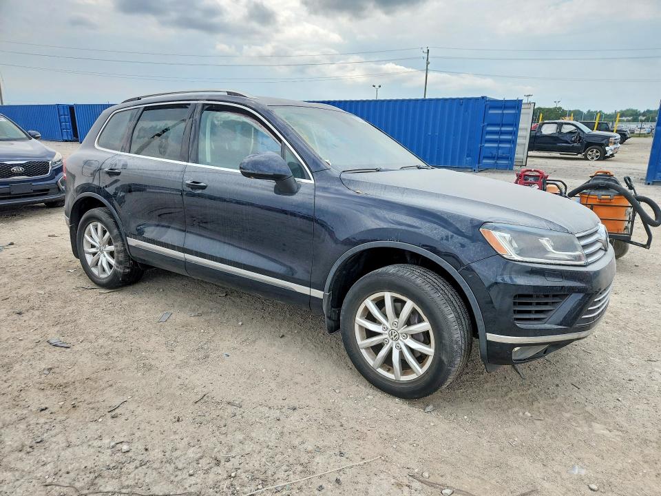2017 Volkswagen Touareg მანქანა იყიდება აუქციონზე, vin: WVGEF7BP1HD000659, აუქციონის ნომერი: 67811106