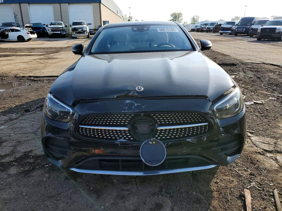 2022 Mercedes-benz E მანქანა იყიდება აუქციონზე, vin: W1KZF8EB6NB055892, აუქციონის ნომერი: 66815106