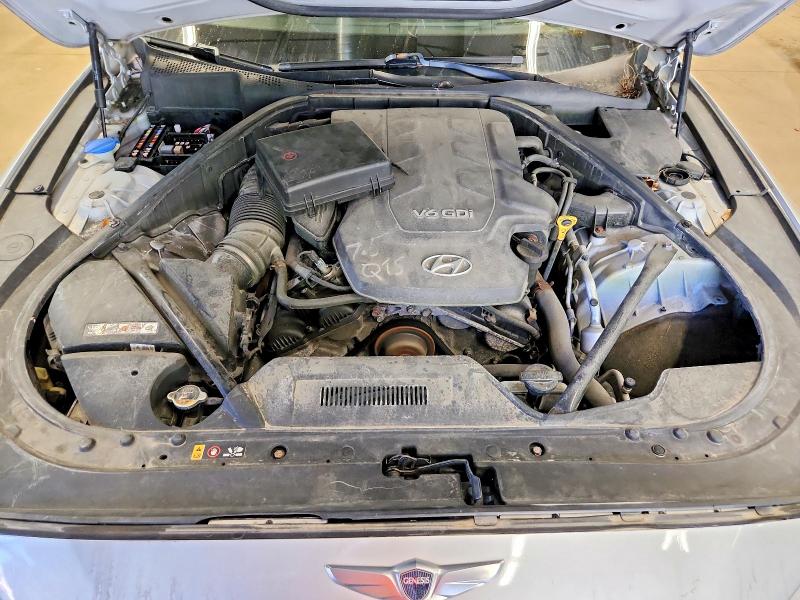 68968716 :رقم المزاد ، KMHGN4JE5FU079471         vin ، 2015 Hyundai Genesis مزاد بيع