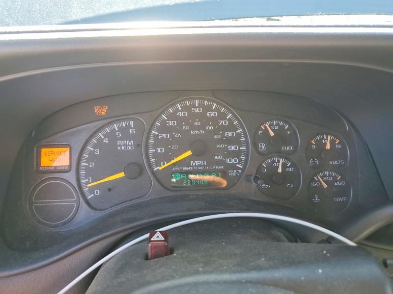 68579716 :رقم المزاد ، 3GNFK16T91G145103 vin ، 2001 Chevrolet Suburban مزاد بيع