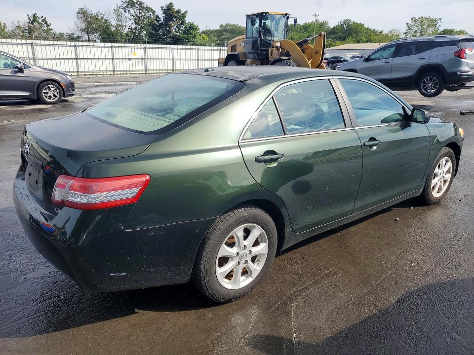 2011 Toyota Camry მანქანა იყიდება აუქციონზე, vin: 4T1BF3EKXBU616993, აუქციონის ნომერი: 67630506
