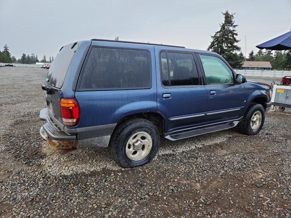 70538726 :رقم المزاد ، 1FMDU35P1XZA34687 vin ، 1999 Ford Explorer مزاد بيع