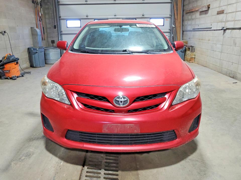 2011 Toyota Corolla მანქანა იყიდება აუქციონზე, vin: 2T1BU4EE9BC543090, აუქციონის ნომერი: 68669076