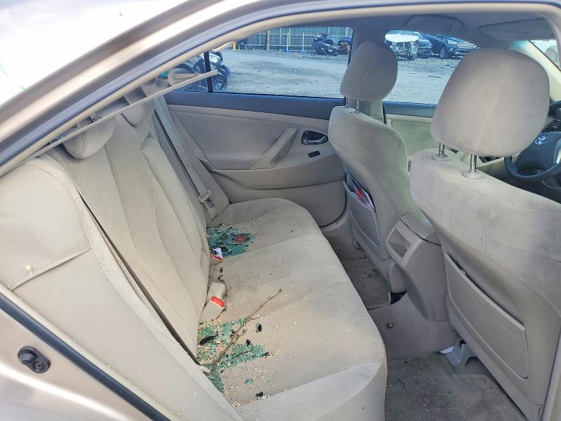 67239526 :رقم المزاد ، 4T1BE46KX9U379407 vin ، 2009 Toyota Camry مزاد بيع