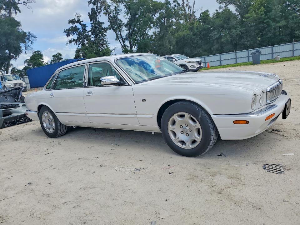 Aukcja sprzedaży 2001 Jaguar Vandenplas, vin: SAJDA24C81LF38920, numer aukcji: 68439616