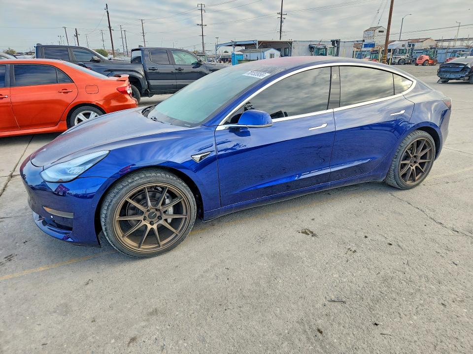 Auction sale of the 2019 Tesla Model 3, vin: 5YJ3E1EA6KF299360, lot number: 70133956