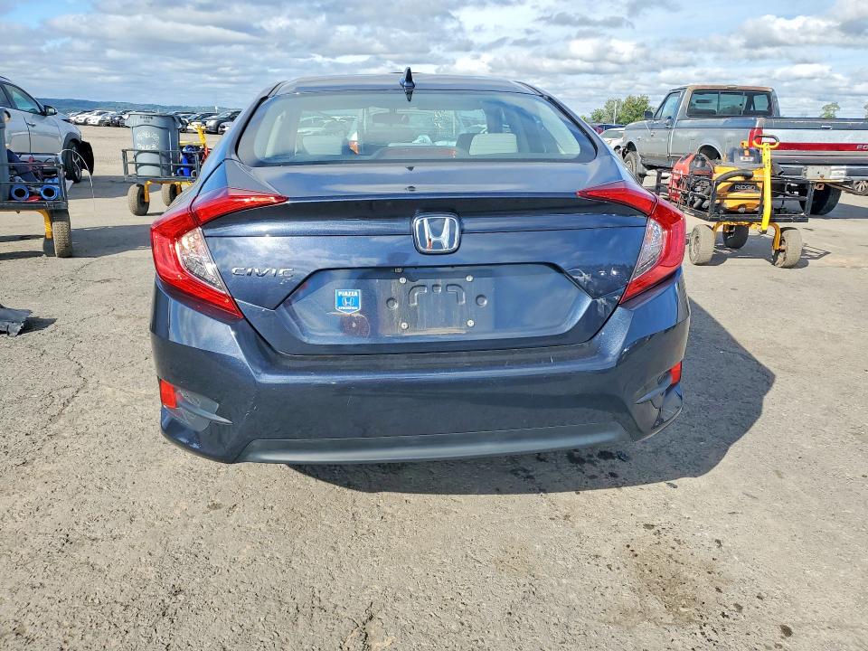 70315046 :رقم المزاد ، 2HGFC2F75JH536961 vin ، 2018 Honda Civic مزاد بيع