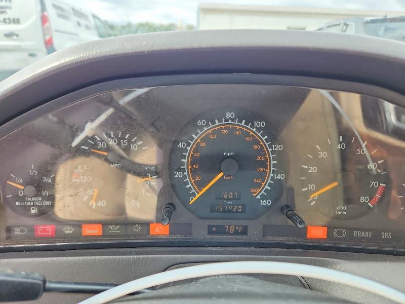 70455976 :رقم المزاد ، WDBFA61E7LF006057 vin ، 1990 Mercedes-benz 300 مزاد بيع