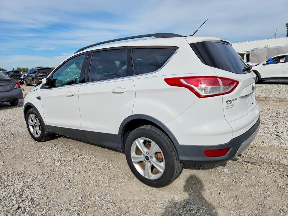 2015 Ford Escape მანქანა იყიდება აუქციონზე, vin: 1FMCU0GX9FUA39557, აუქციონის ნომერი: 70306196