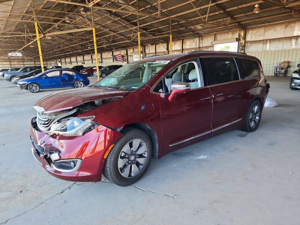 67044106 :رقم المزاد ، 2C4RC1N77JR183415 vin ، 2018 Chrysler Pacifica مزاد بيع