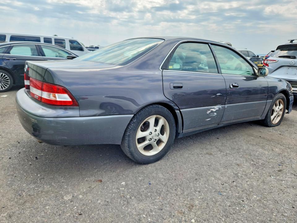 2000 Lexus Es მანქანა იყიდება აუქციონზე, vin: JT8BF28G4Y0271173, აუქციონის ნომერი: 67338856