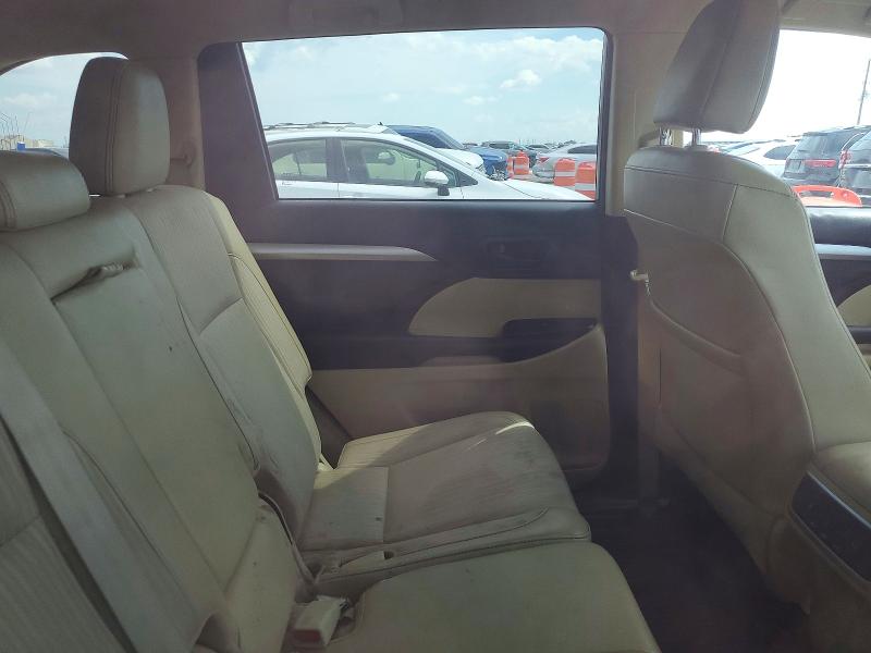 Продаж на аукціоні авто 2017 Toyota Highlander, vin: 5TDBZRFH7HS386201, номер лоту: 68941396