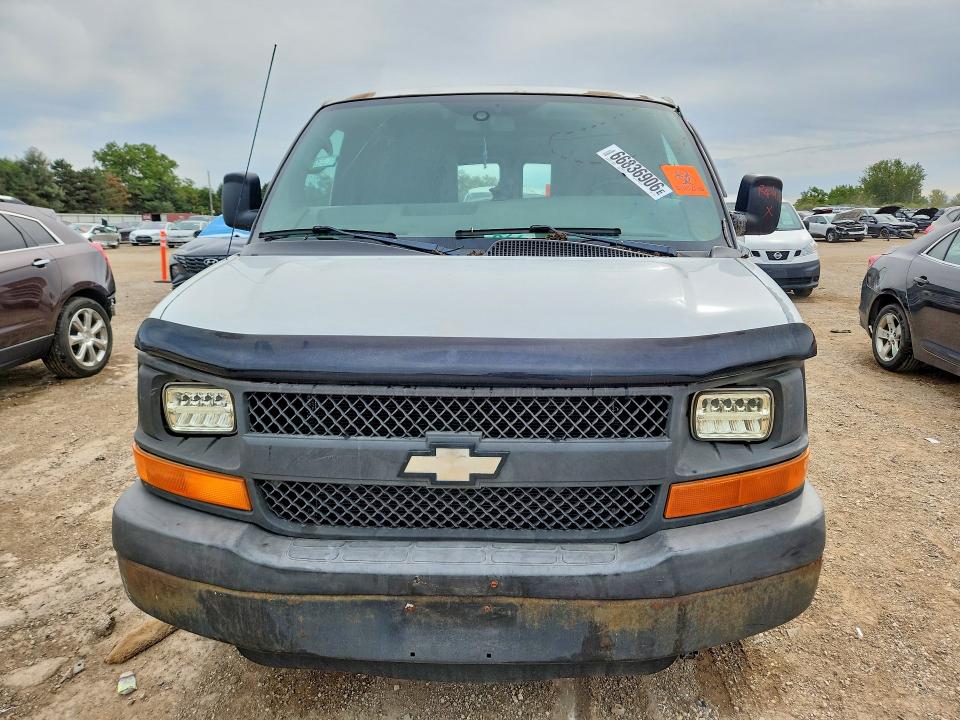 66836906 :رقم المزاد ، 1GCGG25VX51117970 vin ، 2005 Chevrolet Express G2500 مزاد بيع