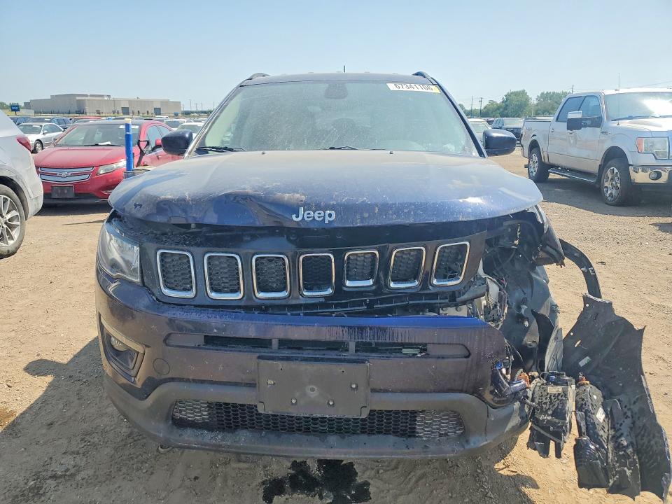 67341106 :رقم المزاد ، 3C4NJDBB4HT641319 vin ، 2017 Jeep Compass مزاد بيع