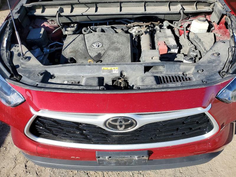 Продажа на аукционе авто 2022 Toyota Highlander, vin: 5TDGZRBH9NS581546, номер лота: 64716646