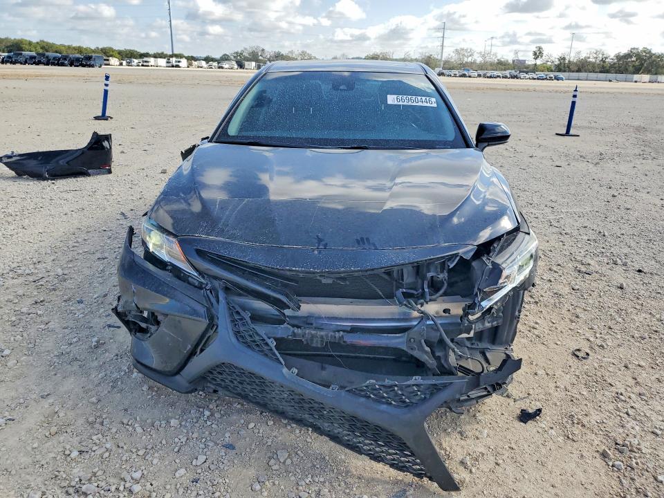 Продаж на аукціоні авто 2020 Toyota Camry, vin: 4T1G11AKXLU907008, номер лоту: 66960446