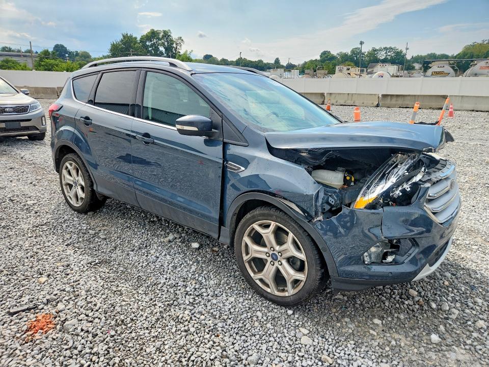 Продажа на аукционе авто 2019 Ford Escape, vin: 1FMCU9J90KUC01407, номер лота: 69310206