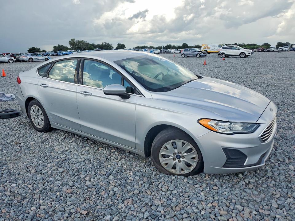 Продаж на аукціоні авто 2019 Ford Fusion, vin: 3FA6P0G73KR194136, номер лоту: 68793136