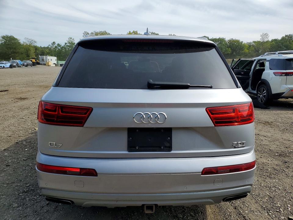 Продажа на аукционе авто 2017 Audi Q7, vin: WA1LAAF72HD029003, номер лота: 70604246