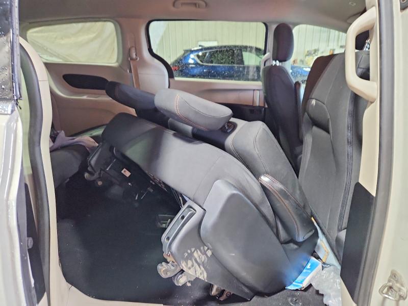 69886406 :رقم المزاد ، 2C4RC1AG8KR666340 vin ، 2019 Chrysler Pacifica مزاد بيع