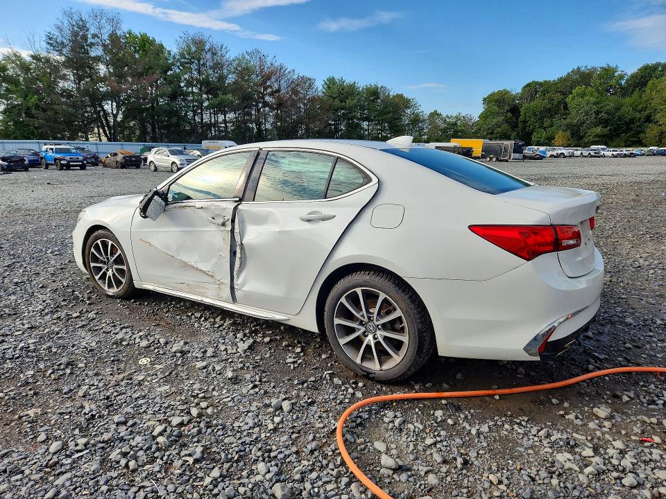 2018 Acura Tlx მანქანა იყიდება აუქციონზე, vin: 19UUB2F58JA002215, აუქციონის ნომერი: 68573326